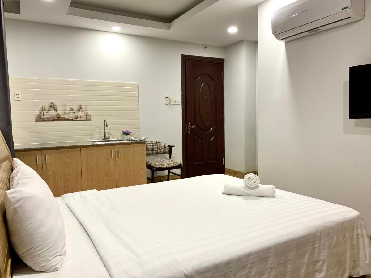The Lumiere Near Tan Son Nhat Airport Отель Хошимин